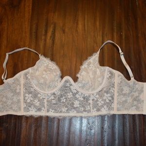 Victoria's Secret White Lace Dream Angel Bra